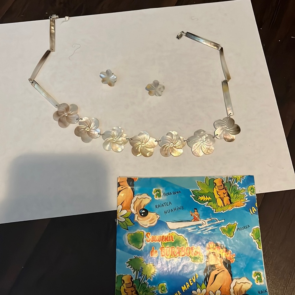 Women necklace